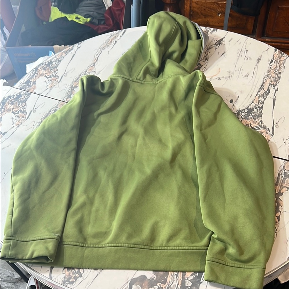 Under Armour Green Hoodie with Large Logo and Soft Fabric - Picture 3 of 3